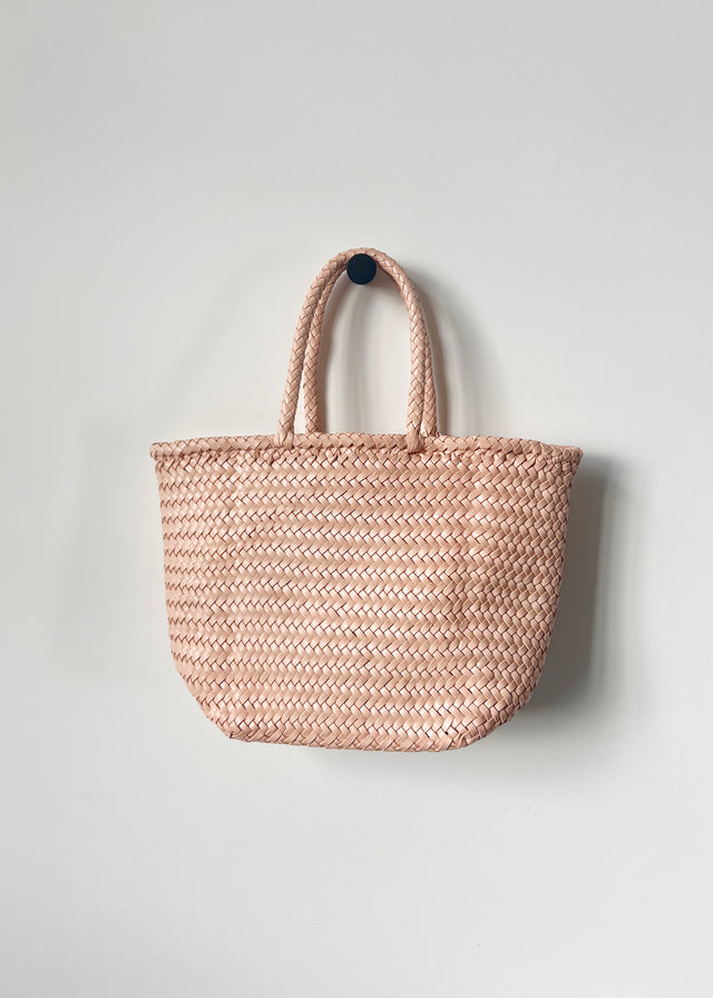 SMALL GRACE BASKET BAG — PASTEL PINK