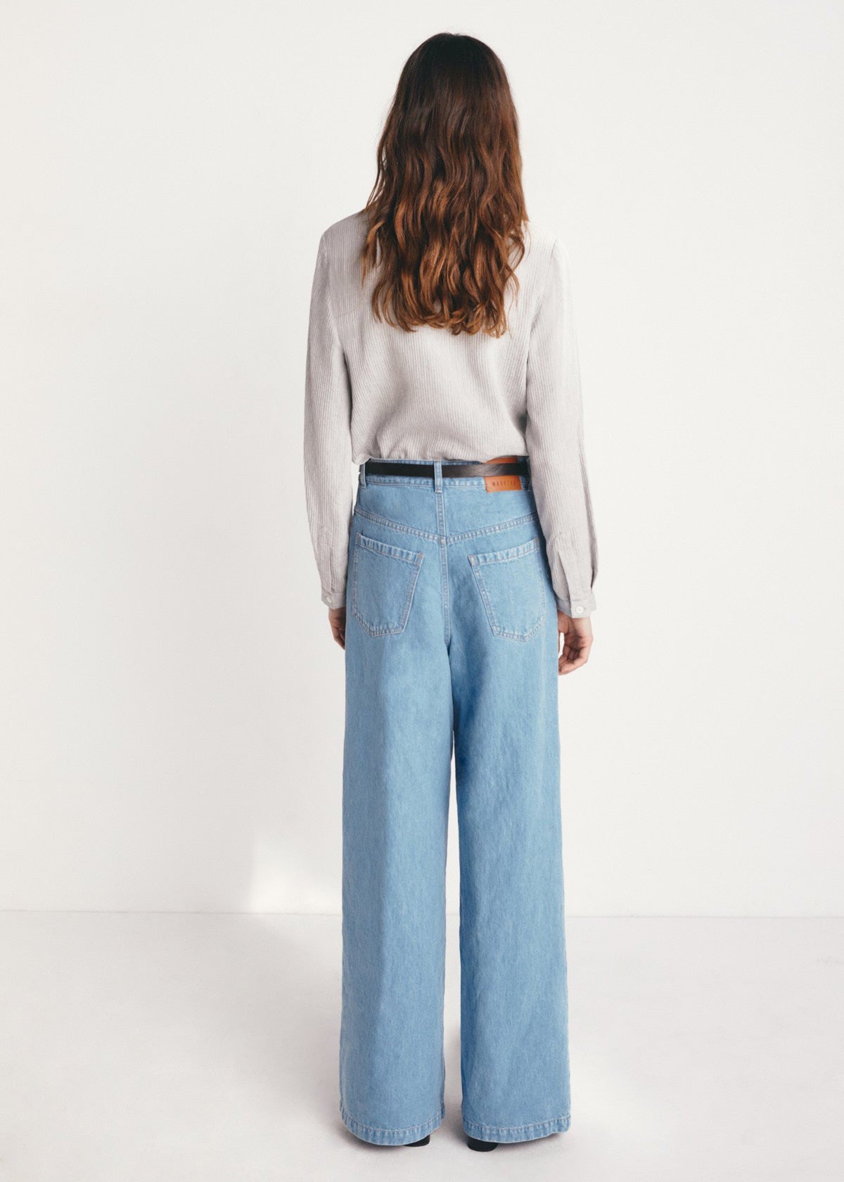SIMON JEANS — LIGHT DENIM