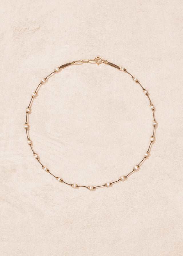 LOTUS NECKLACE — BEIGE PEARL