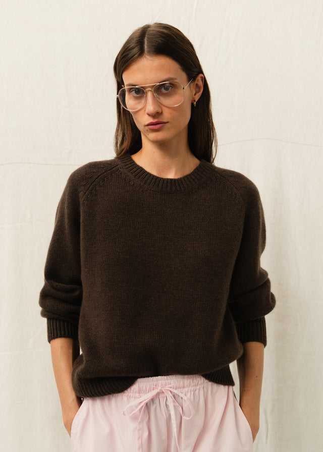 AUTEUIL CASHMERE JUMPER — CHOCOLATE