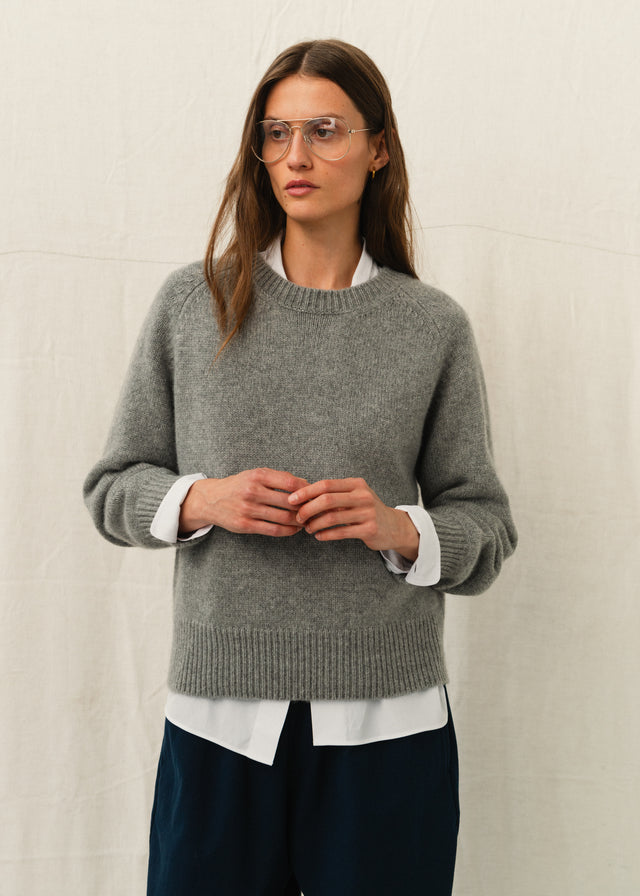 AUTEUIL CASHMERE JUMPER — GREY
