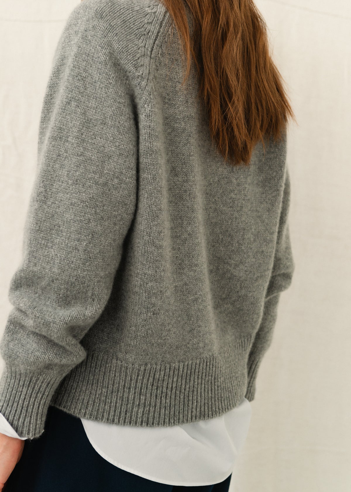 AUTEUIL CASHMERE JUMPER — GREY