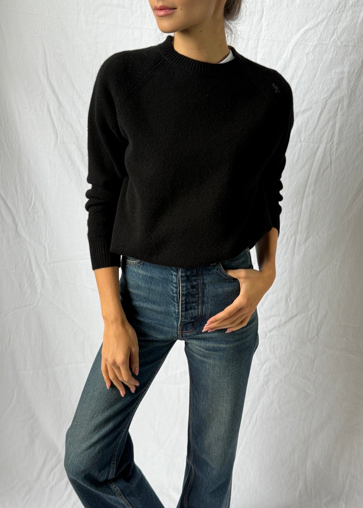 CADAQUÉS CASHMERE JUMPER — BLACK