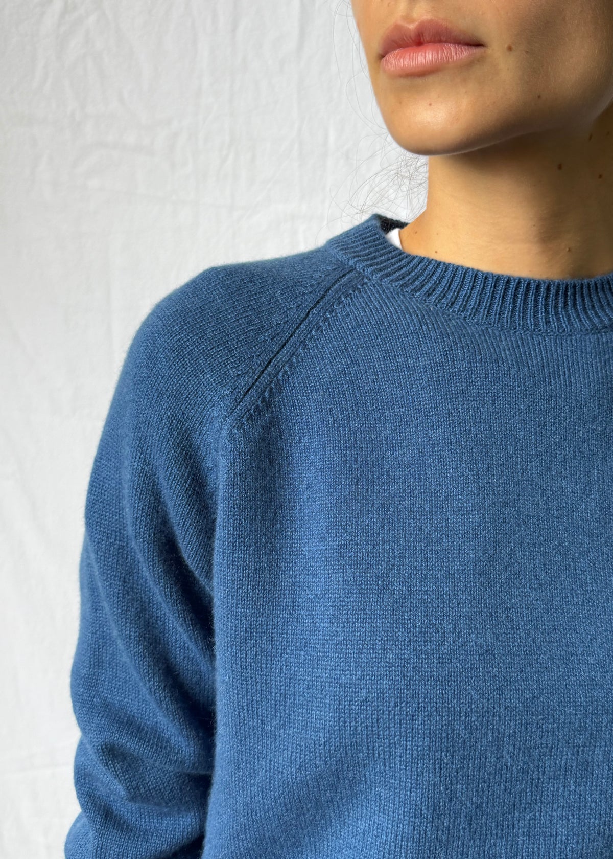 CADAQUÉS CASHMERE JUMPER — BLUE
