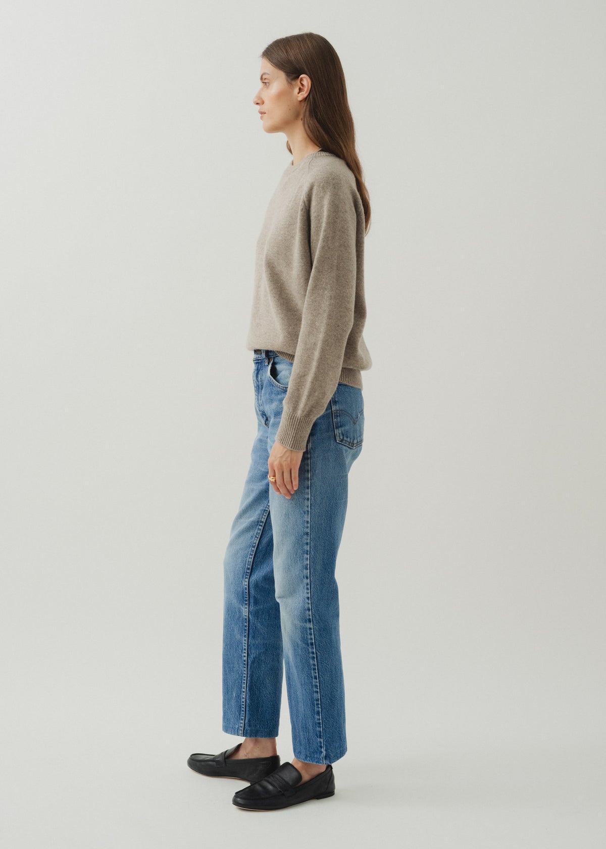 CADAQUÉS CASHMERE JUMPER — PEPPERCORN