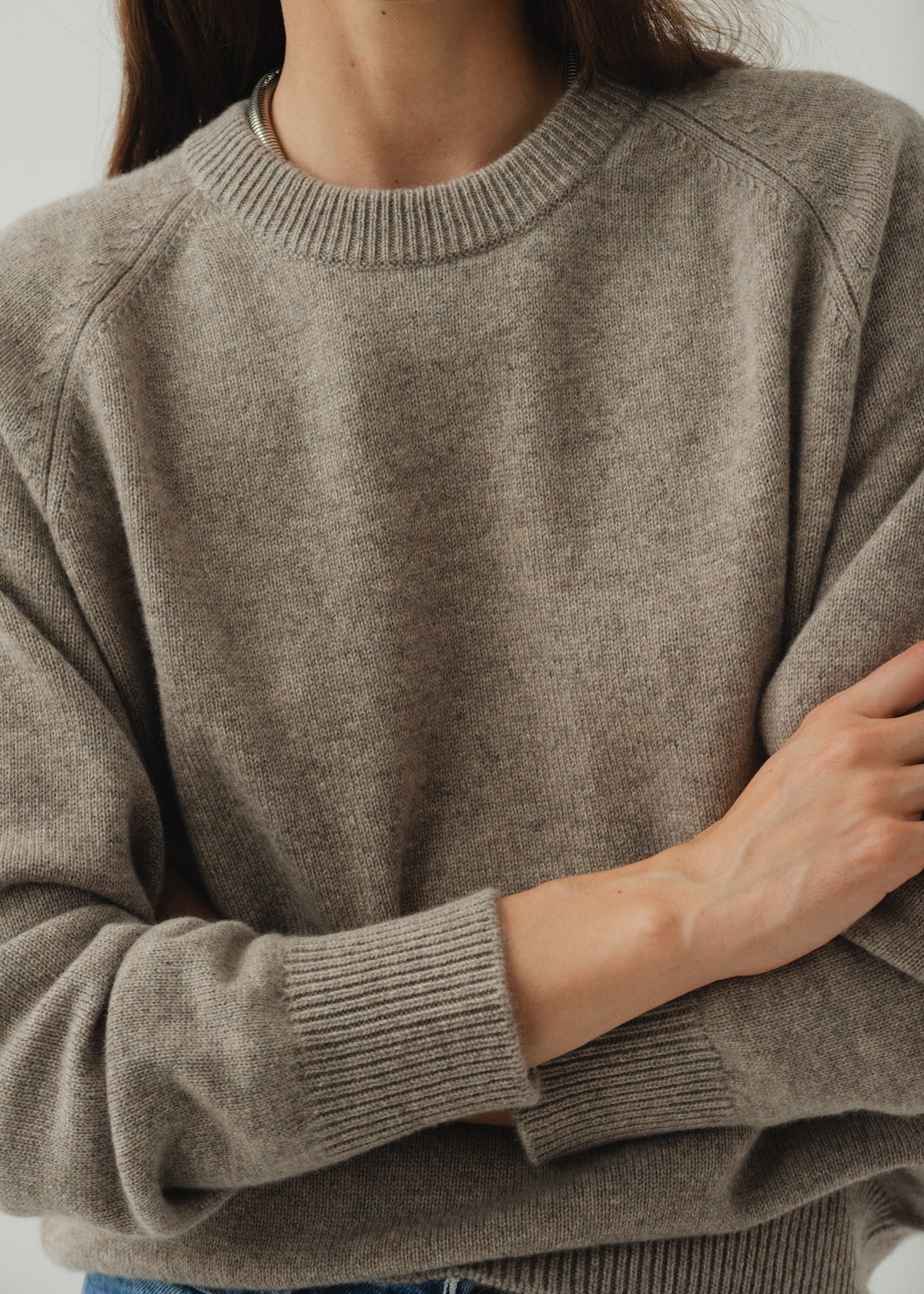CADAQUÉS CASHMERE JUMPER — PEPPERCORN