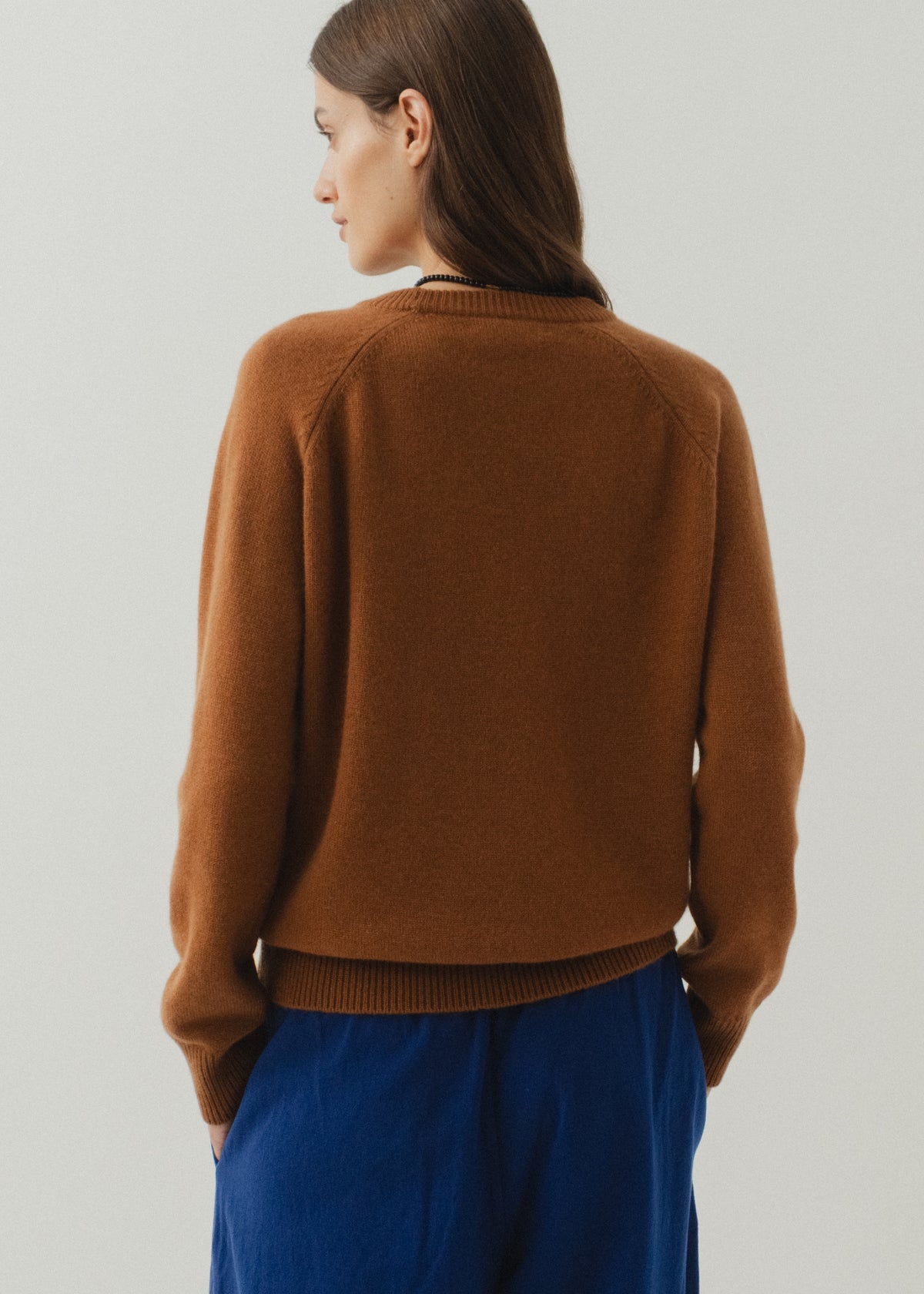 CADAQUÉS CASHMERE JUMPER — TABAC