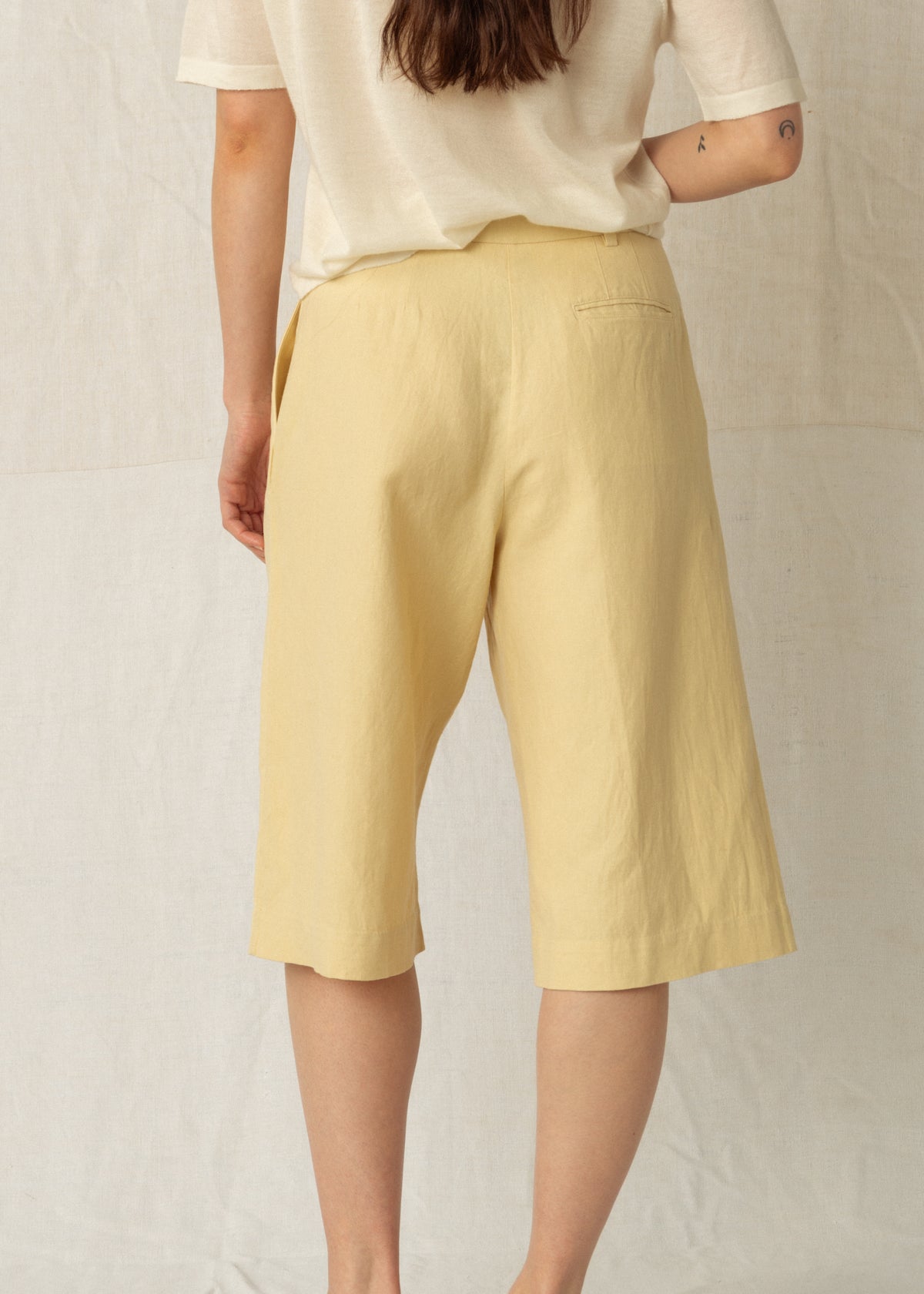 DENVER BERMUDAS — STRAW