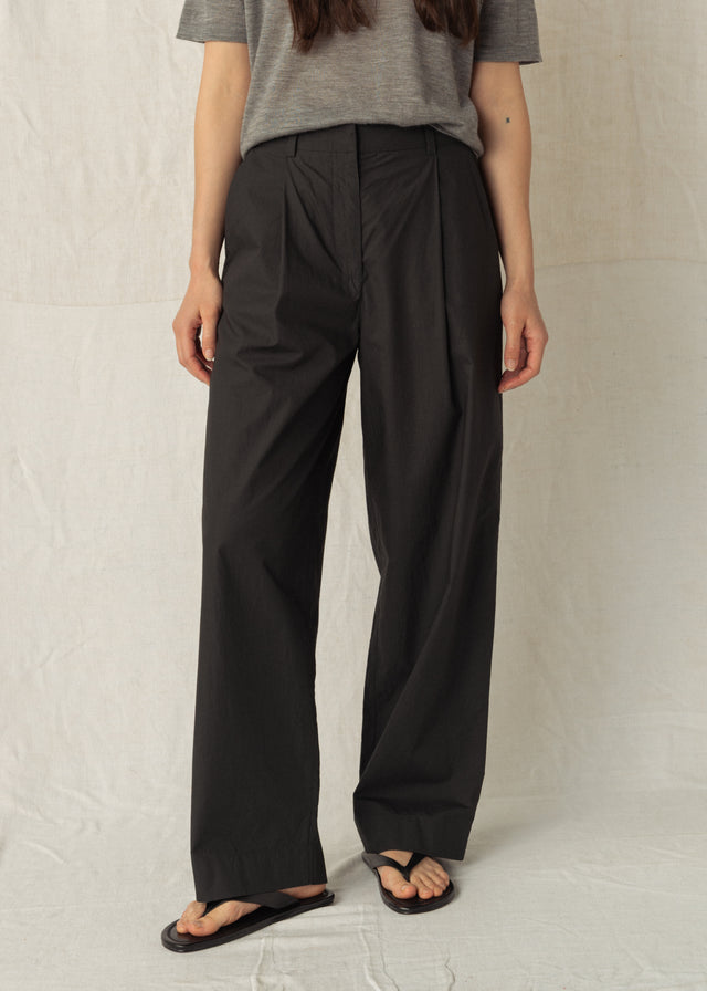 DRAKE POPLIN TROUSERS — SOFT BLACK