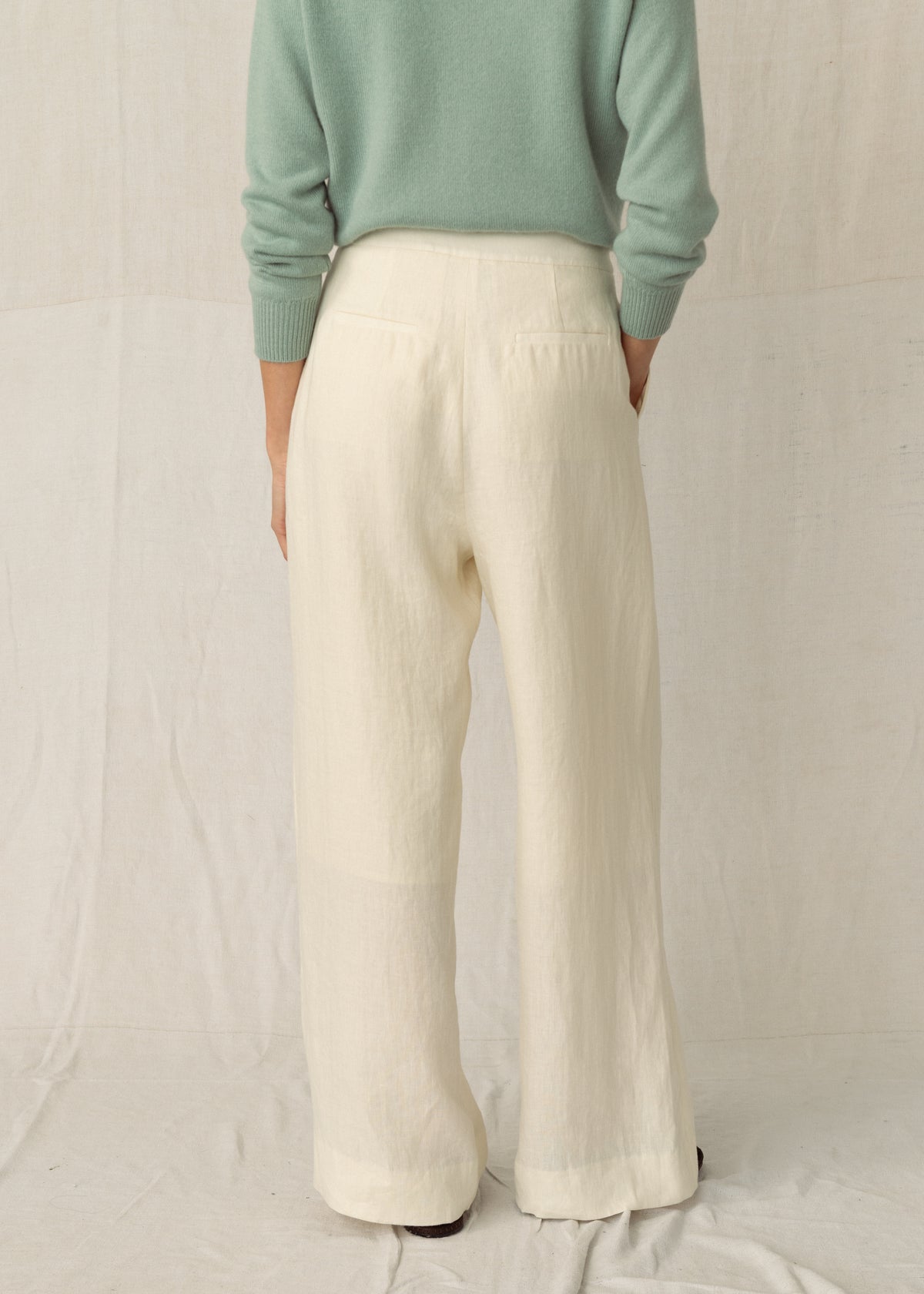 FERRY LINEN TROUSERS — CLOUD