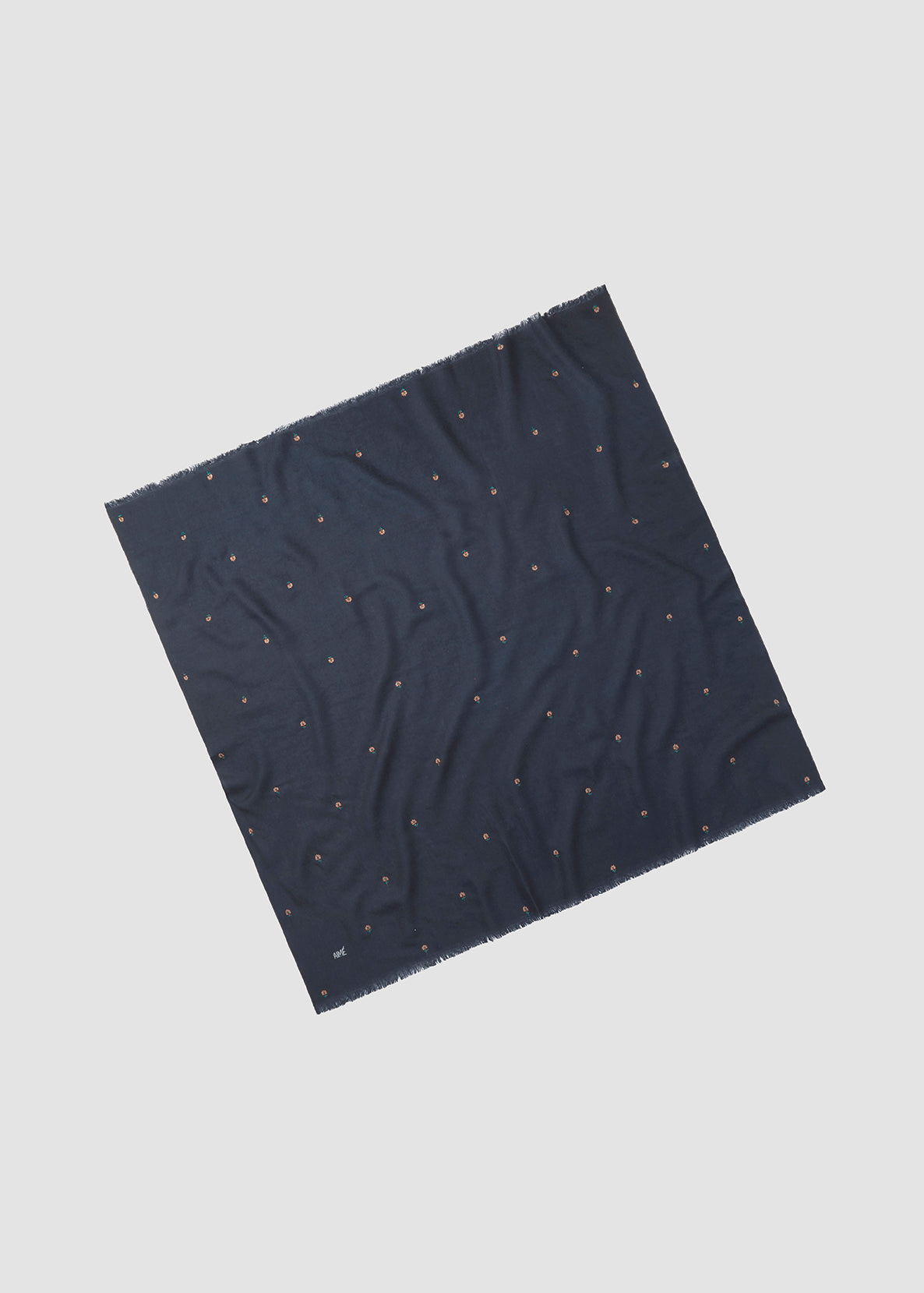 FIELD CASHMERE SCARF — NAVY