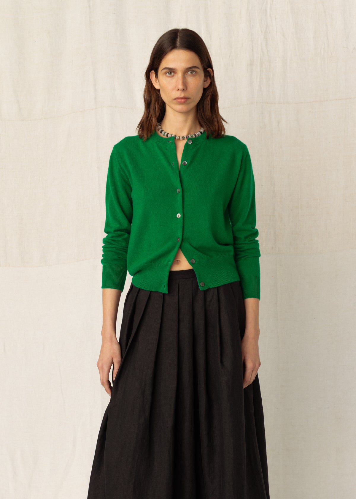 GABBY CASHMERE CARDIGAN — JUNGLE GREEN