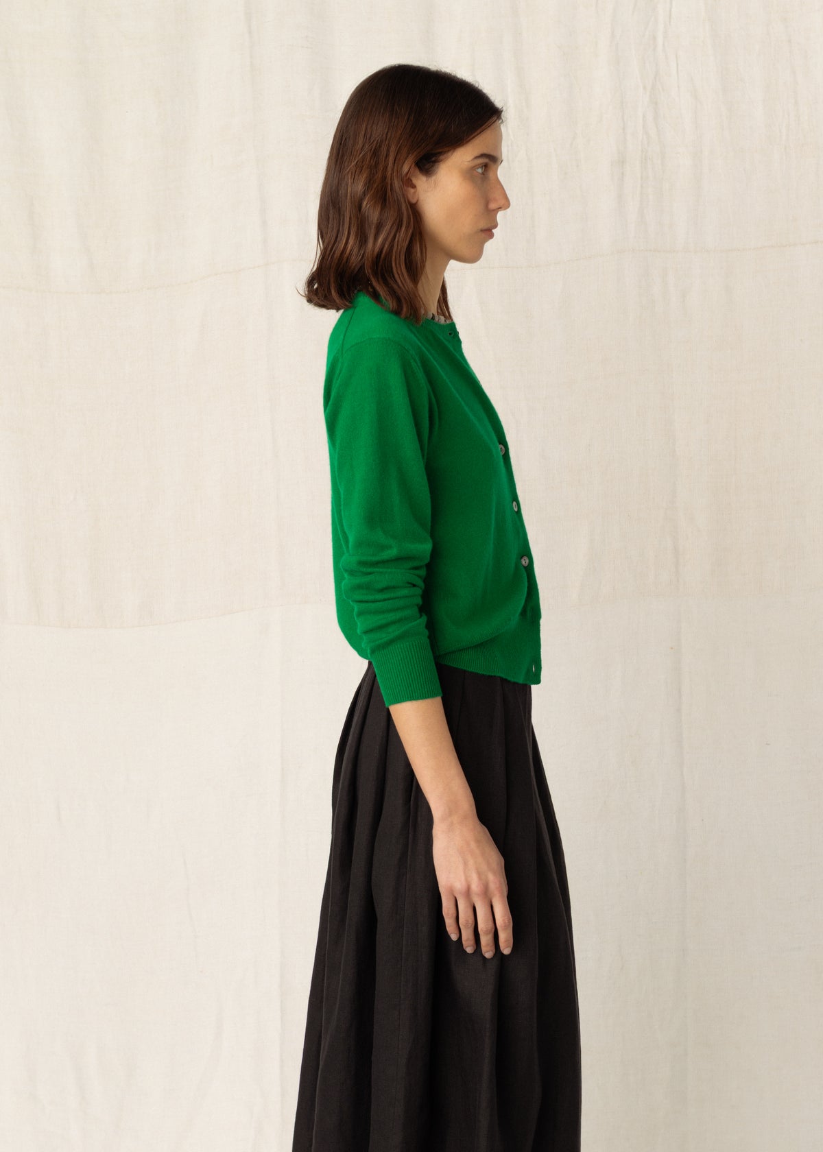 GABBY CASHMERE CARDIGAN — JUNGLE GREEN