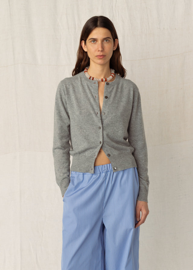 GABBY CASHMERE CARDIGAN — LIGHT GREY