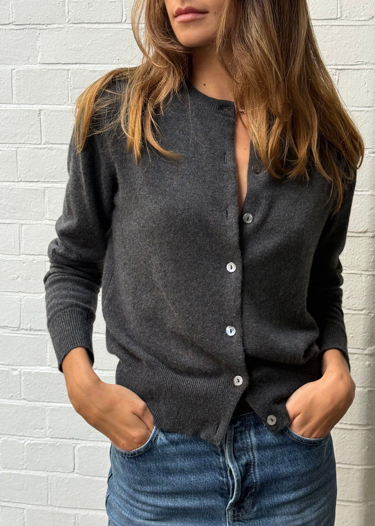 GABBY CASHMERE CARDIGAN — ANTHRACITE