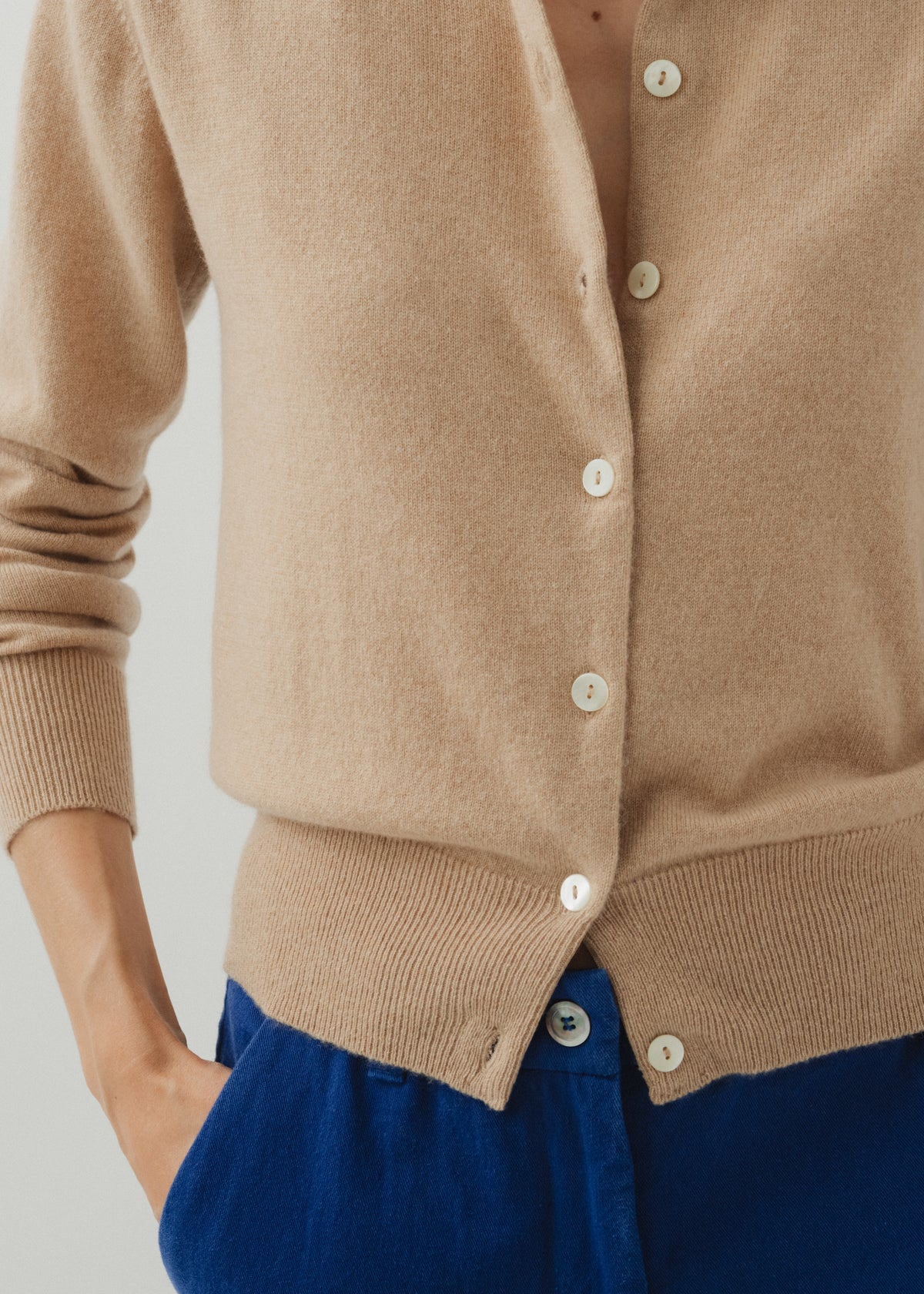 GABBY CASHMERE CARDIGAN — SAND