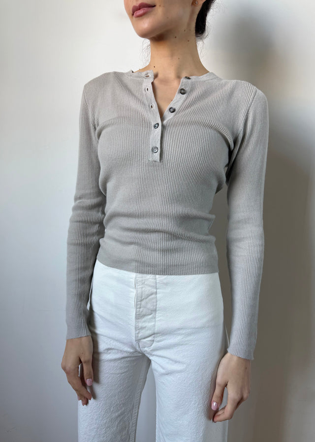 HONOR RIBBED CASHMERE TOP — WHEAT