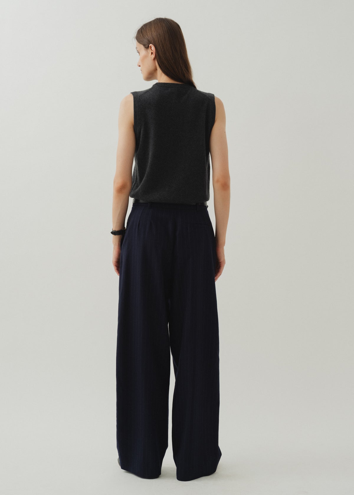IKE CASHMERE VEST — ANTHRACITE