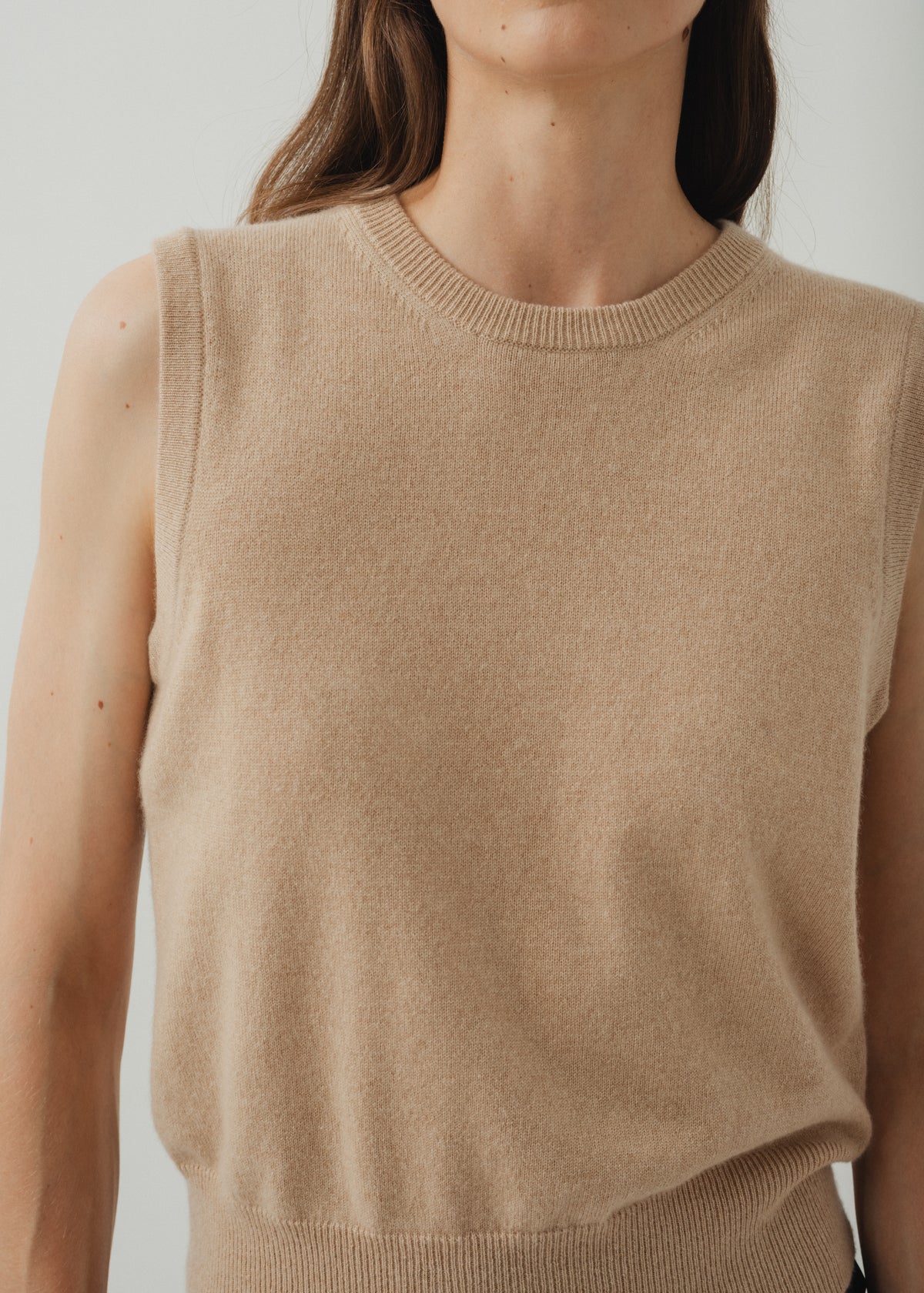 IKE CASHMERE VEST — SAND