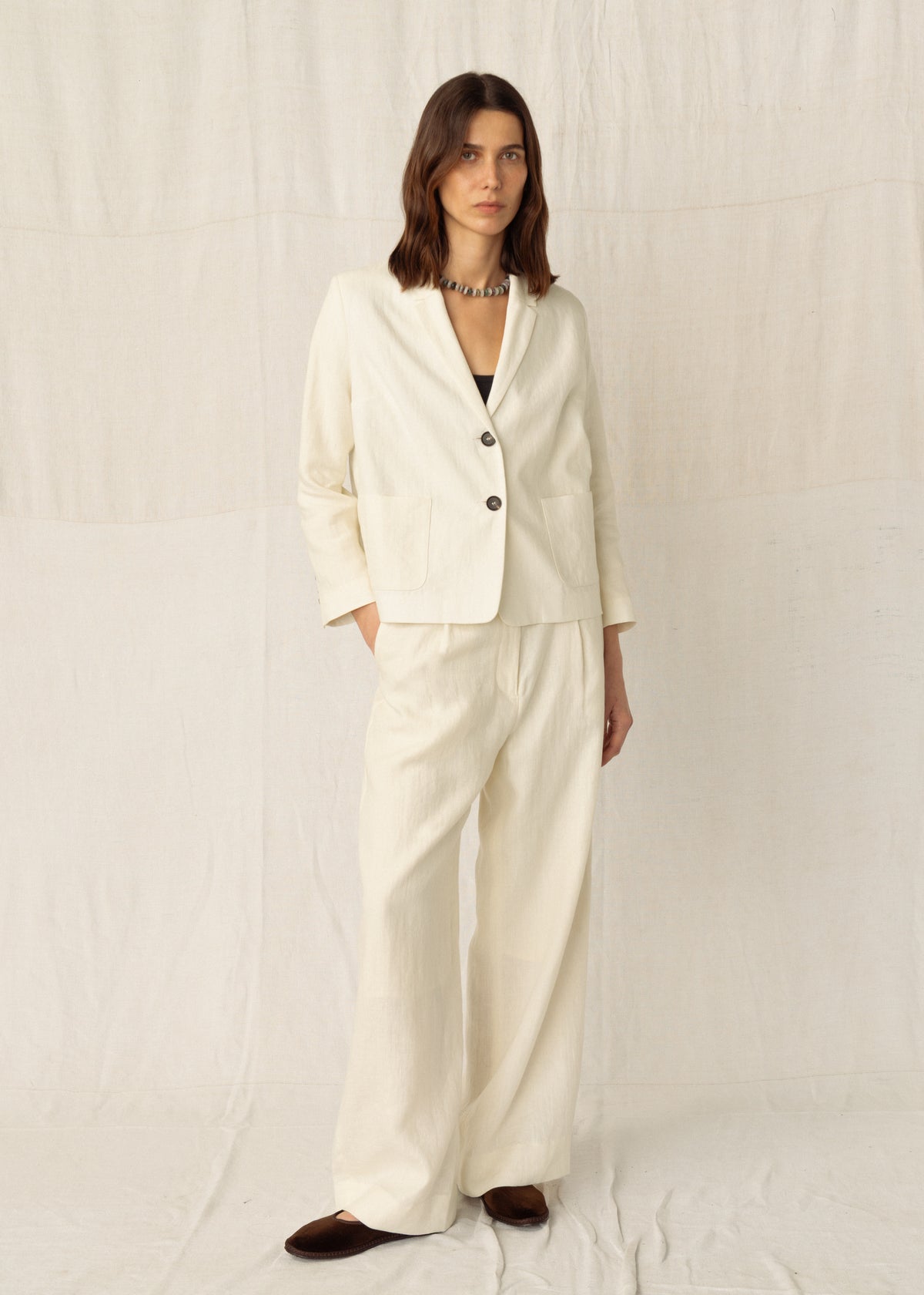 INES LINEN JACKET — CLOUD