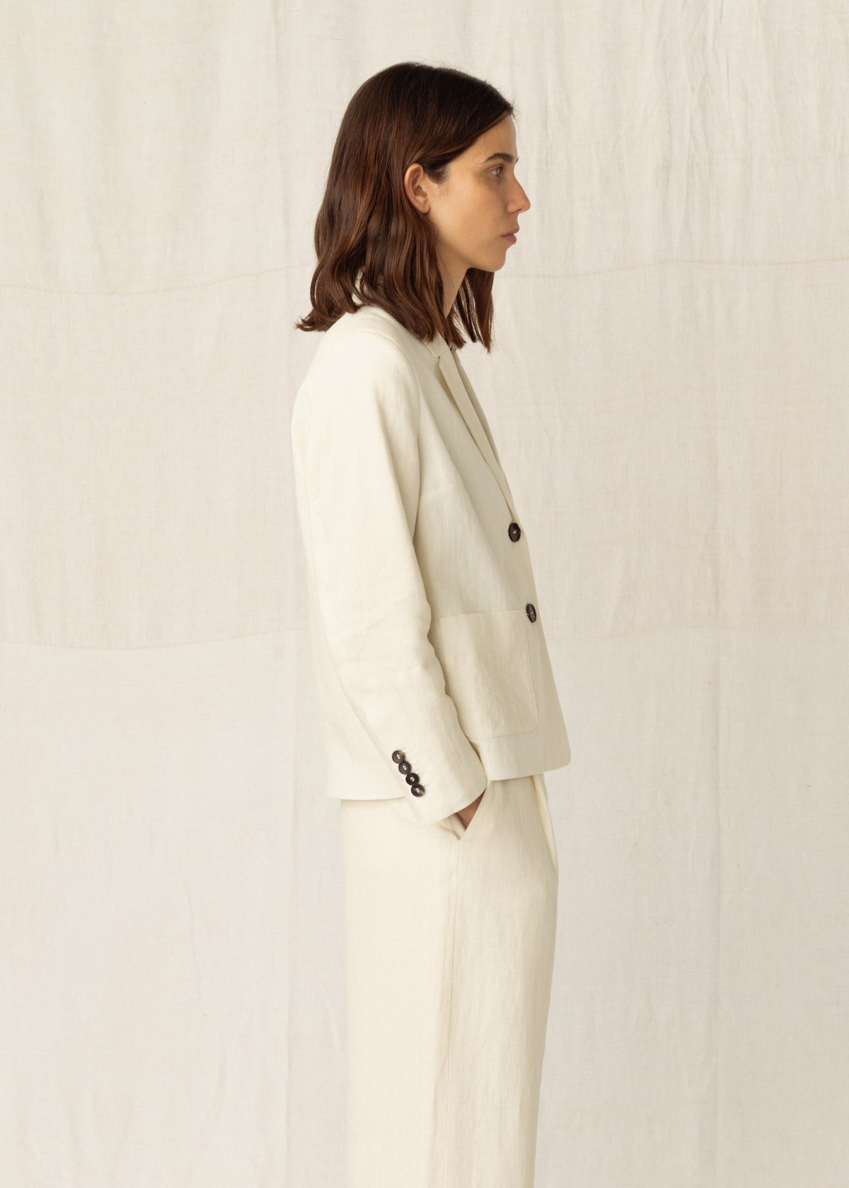 INES LINEN JACKET — CLOUD