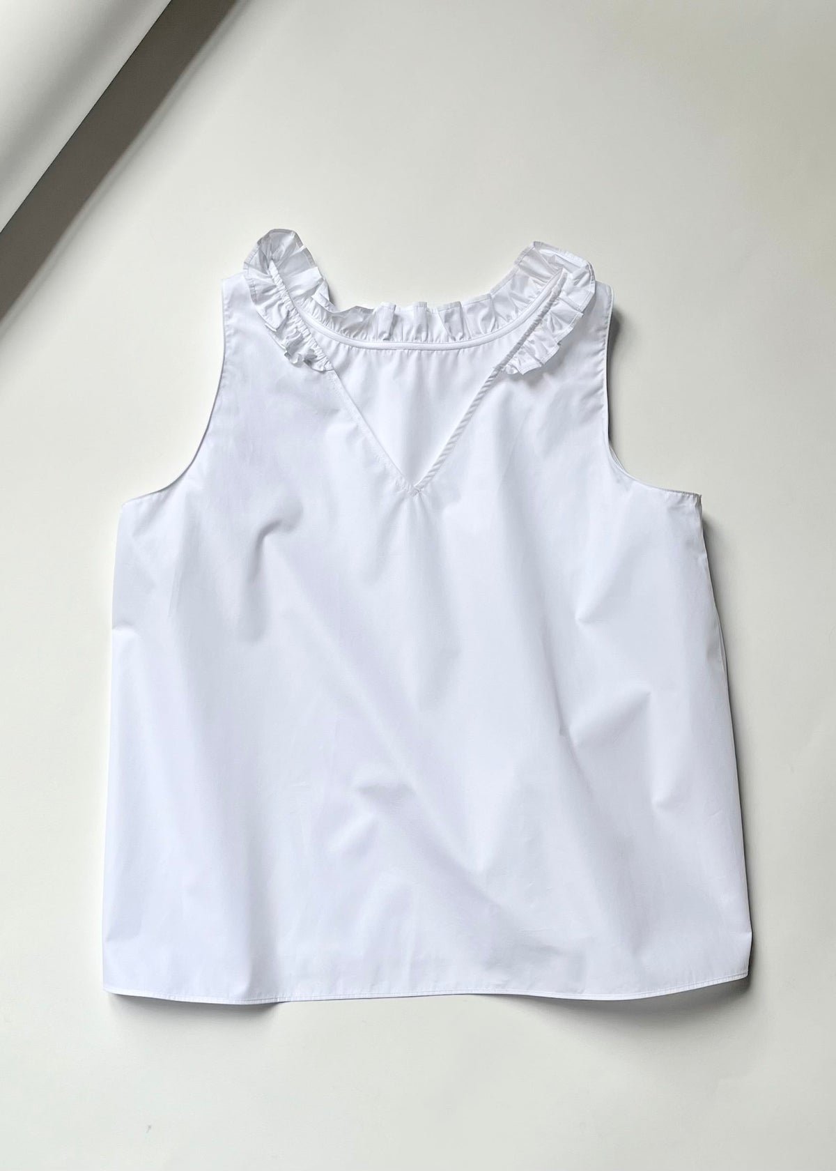 REVERSO TOP — WHITE