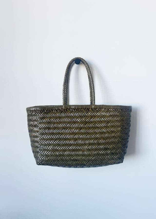 LARGE BAMBOO TRIPLE JUMP BASKET BAG — KHAKI