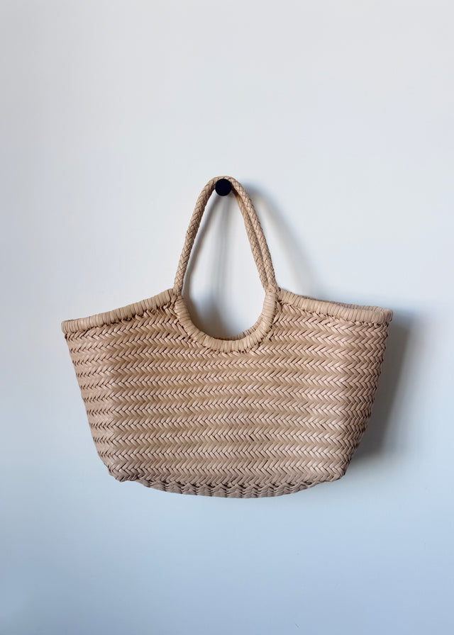 NANTUCKET BASKET BAG — NATURAL