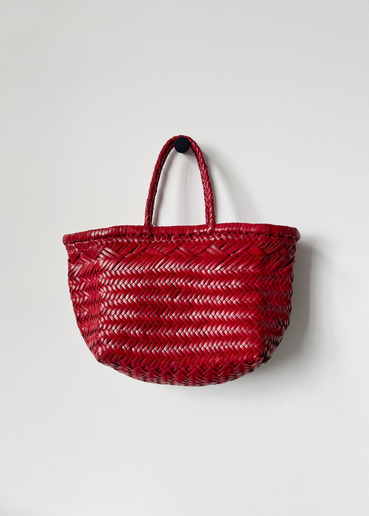 SMALL BAMBOO TRIPLE JUMP BASKET BAG — RED