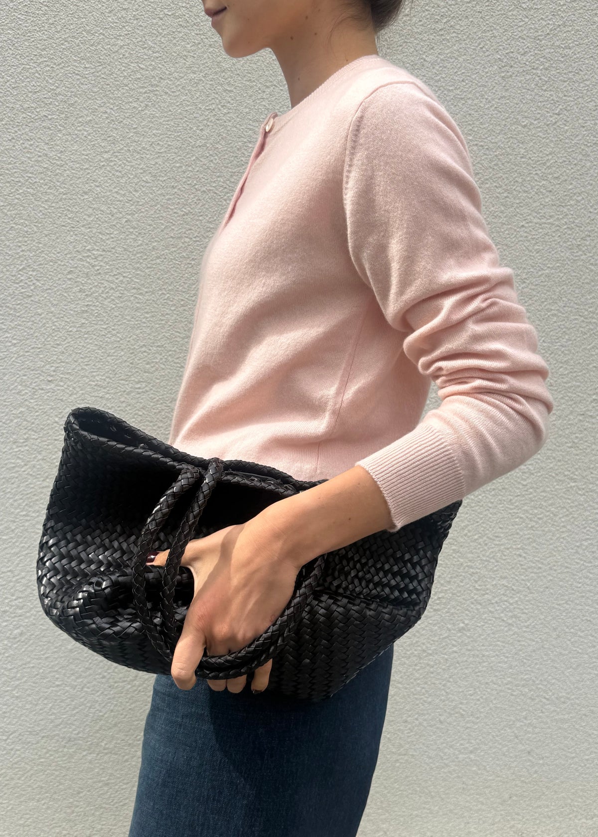 SMALL GRACE BASKET BAG — BLACK