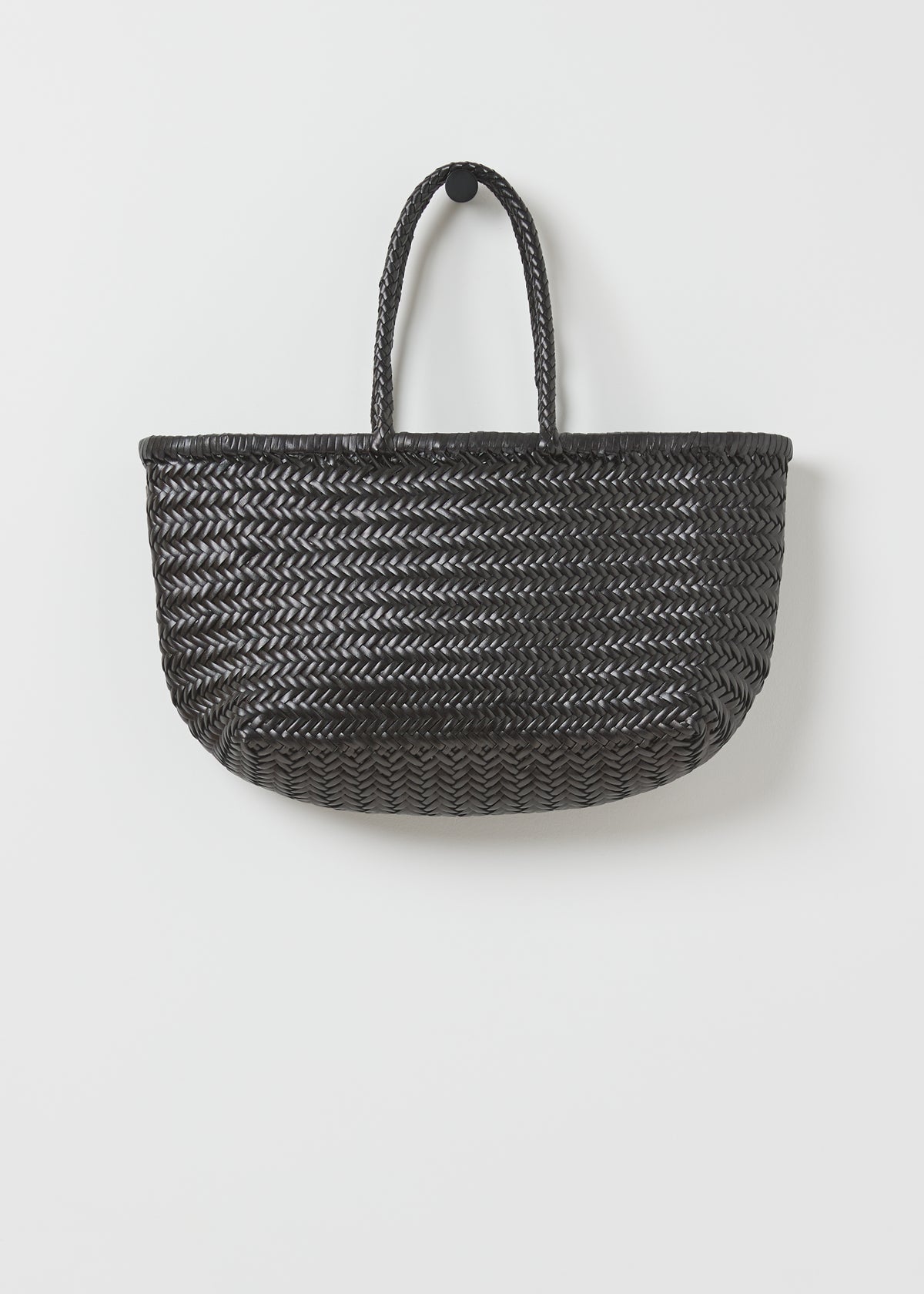 LARGE BAMBOO BASKET BAG — BLACK