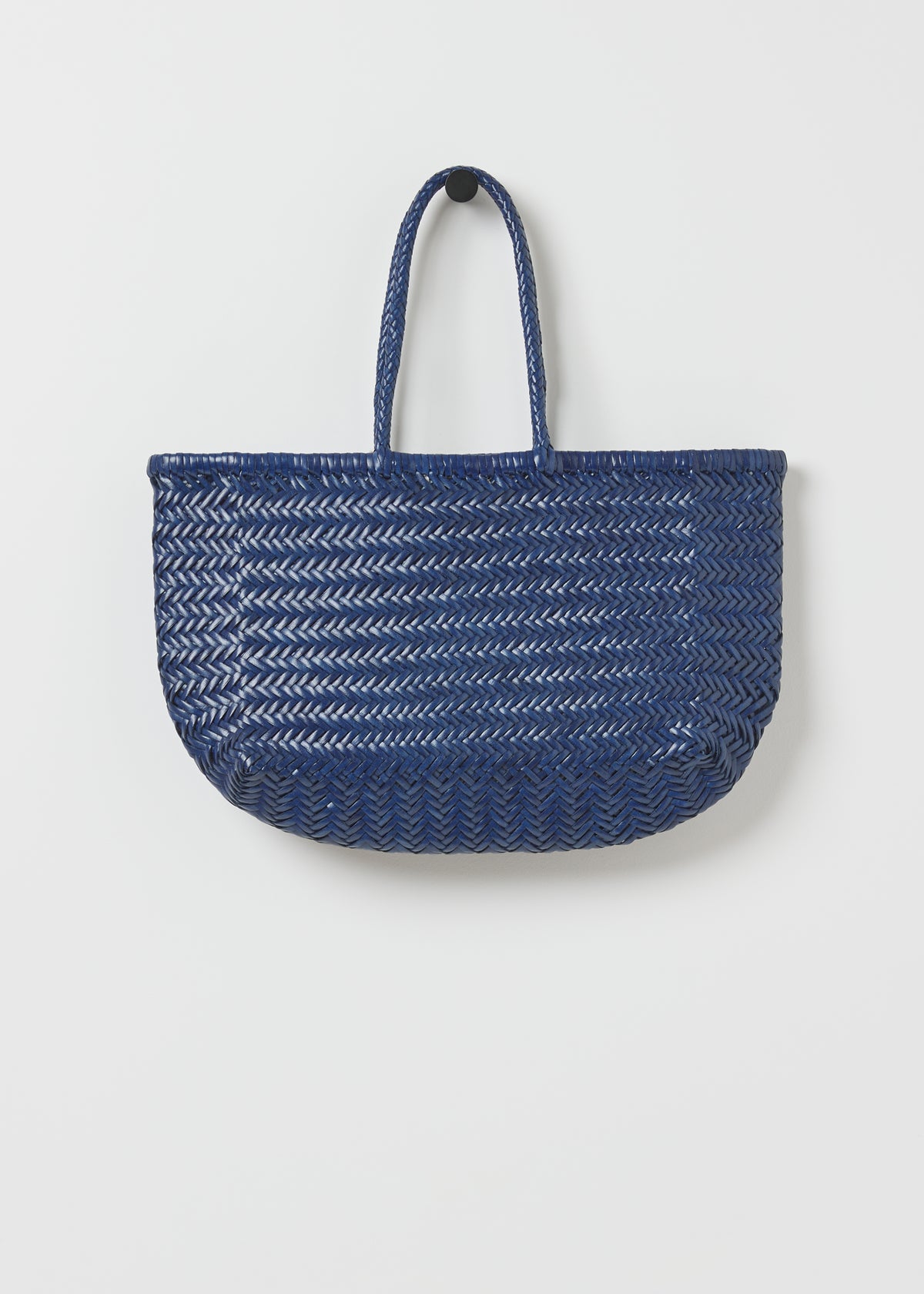 LARGE BAMBOO TRIPLE JUMP BASKET BAG — NAVY