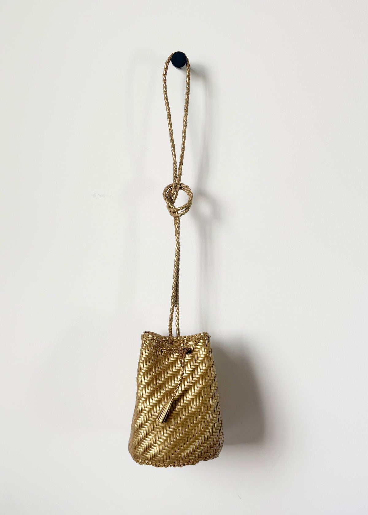 POM POM DOUBLE JUMP BAG — GOLD