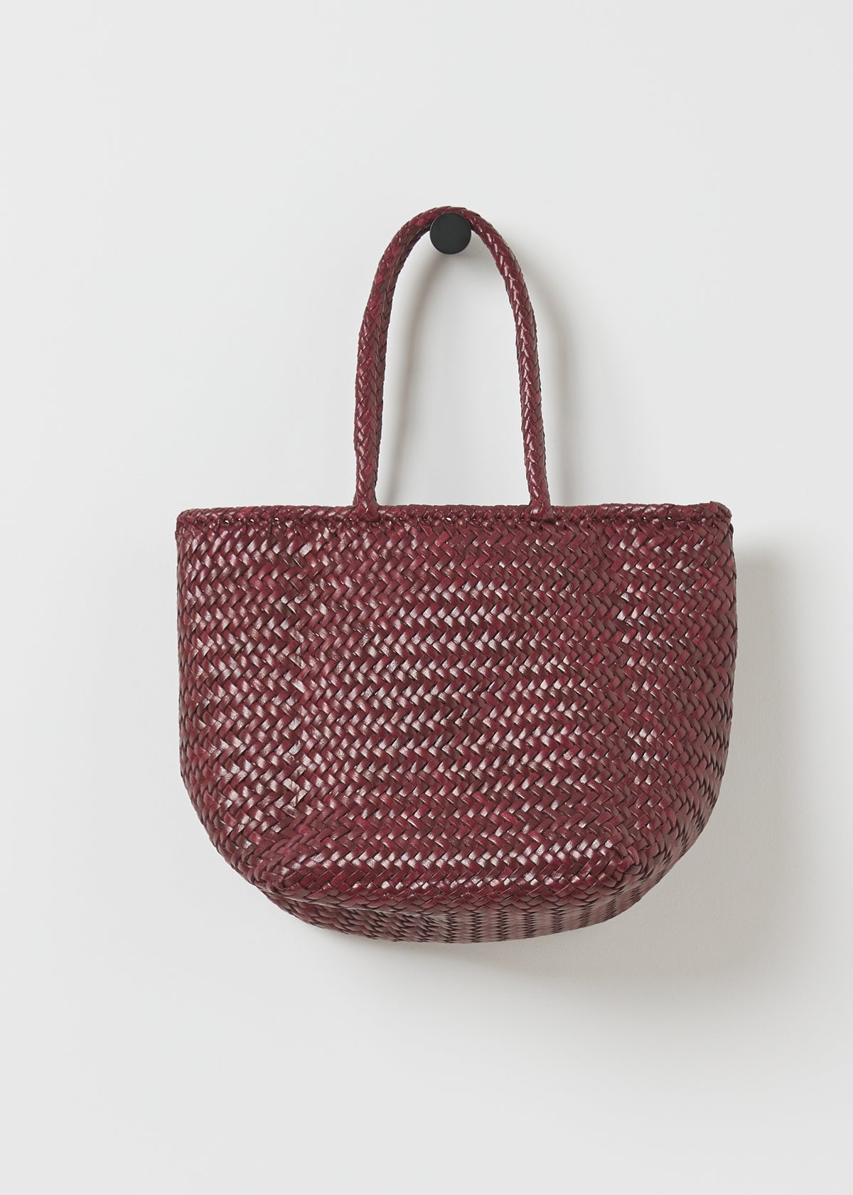 SMALL GRACE BASKET BAG — BORDEAUX