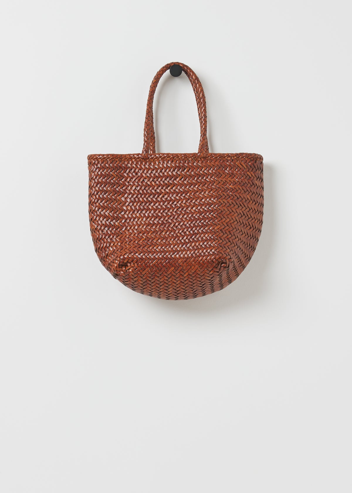 SMALL GRACE BASKET BAG — TAN