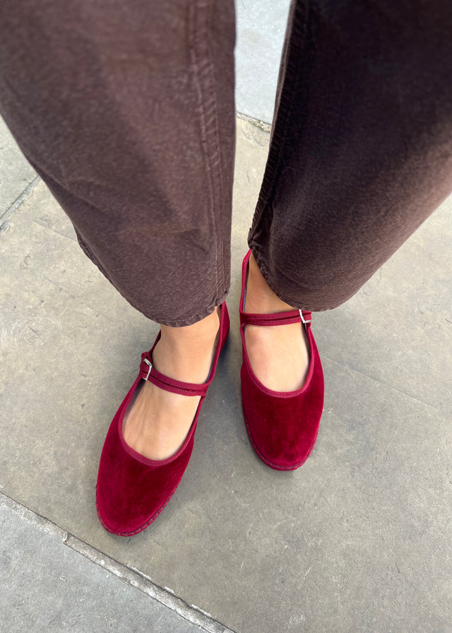 VELVET MARY JANE SLIPPERS — BURGUNDY