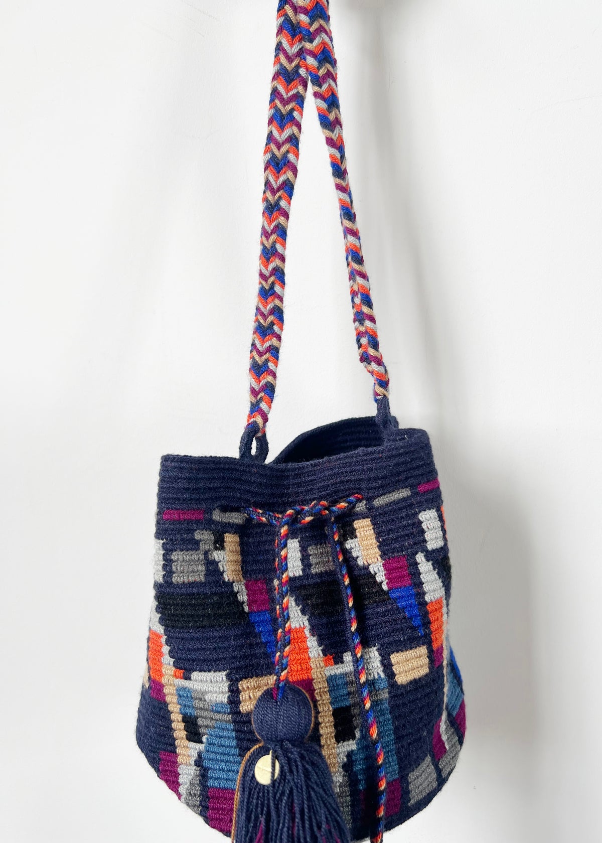 MEDIUM CRAB CROSSBODY BAG — NAVY & ROYAL BLUE