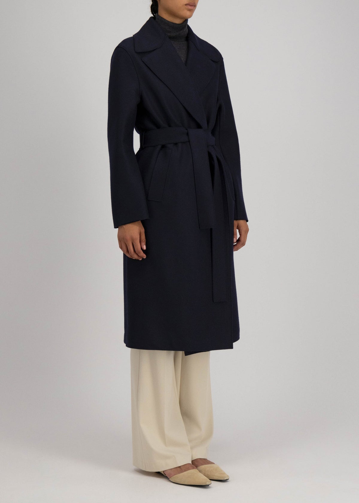 BELTED COAT — NAVY BLUE