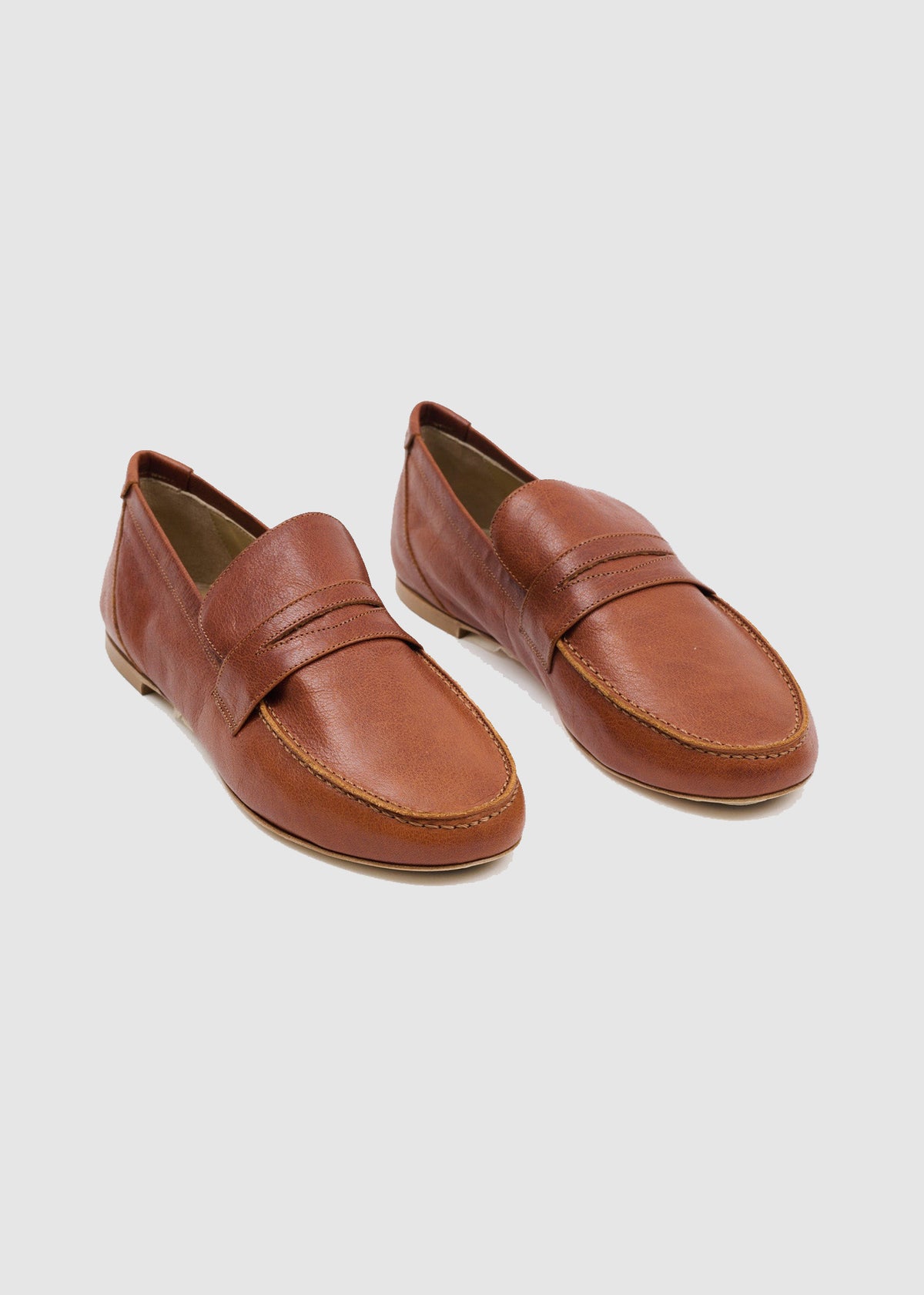 PENNY LOAFER —  BROWN