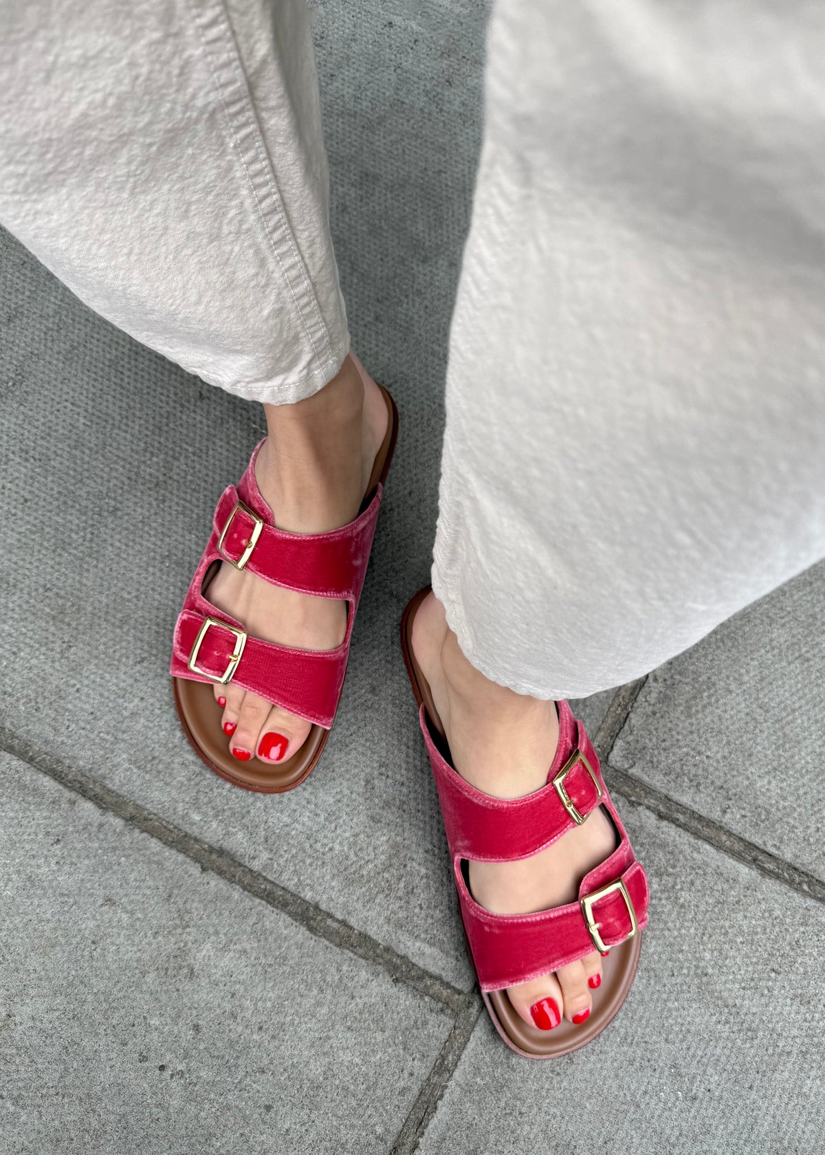 FOLLONICA VELVET SANDALS — BEGONIA