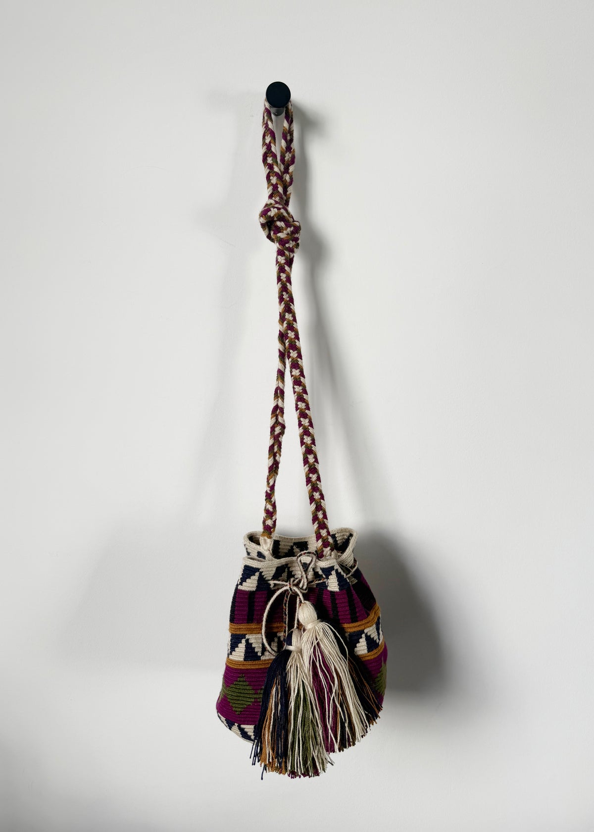 MEDIUM BEARBERRY CROSSBODY  BAG — BLUE & GARNET