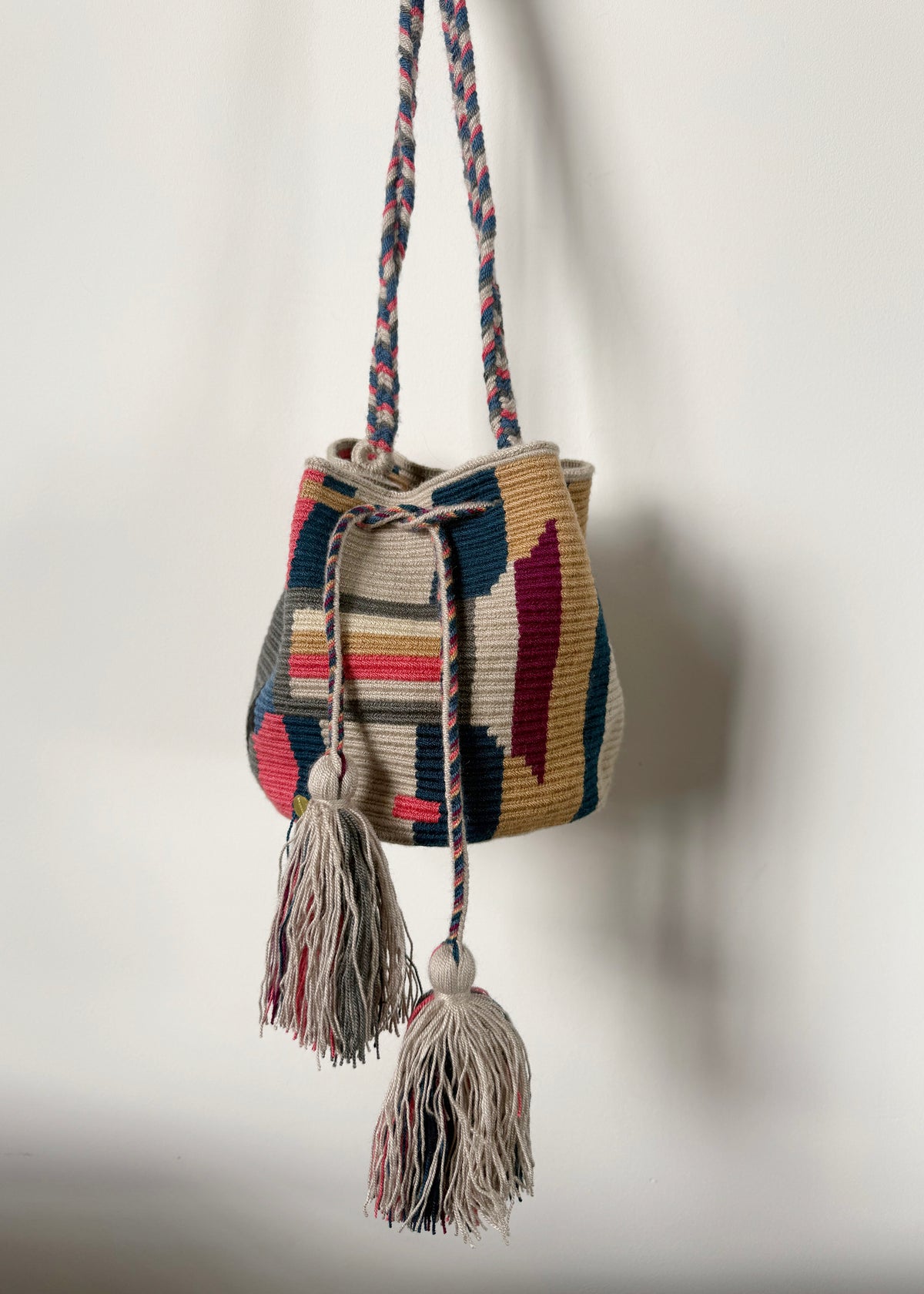 MEDIUM BEEBLOSSOM CROSSBODY  BAG — GREY & NAVY BLUE