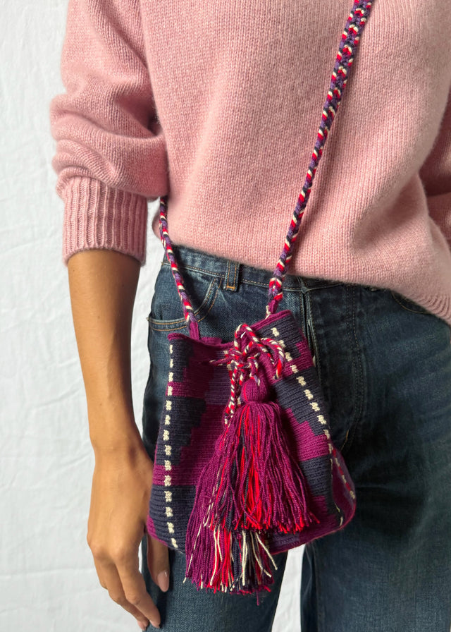 MEDIUM ACACIA CROSSBODY BAG — GARNET & NAVYBLUE