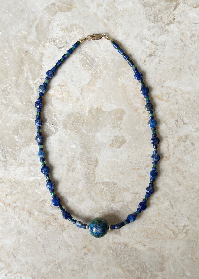 DEEP BLUE NECKLACE