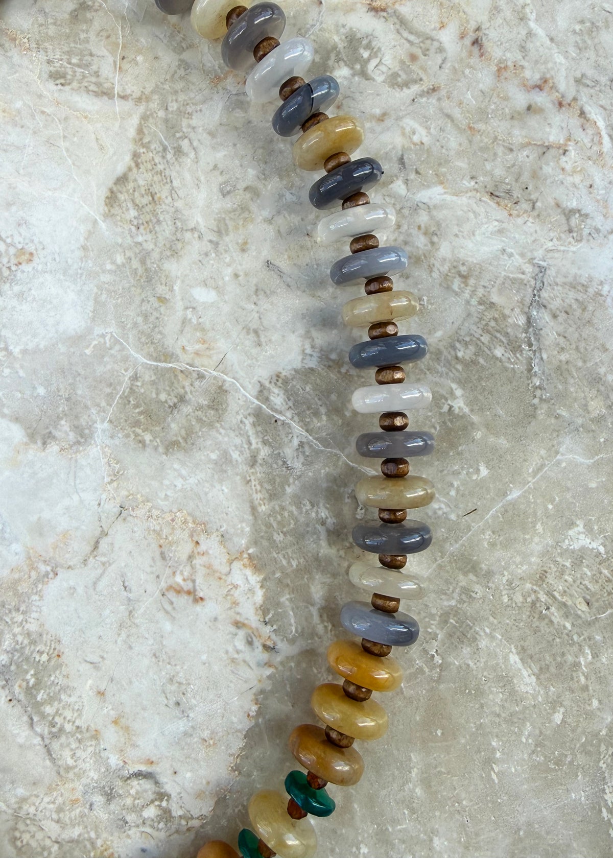 DUNES SCRUNCHIE NECKLACE