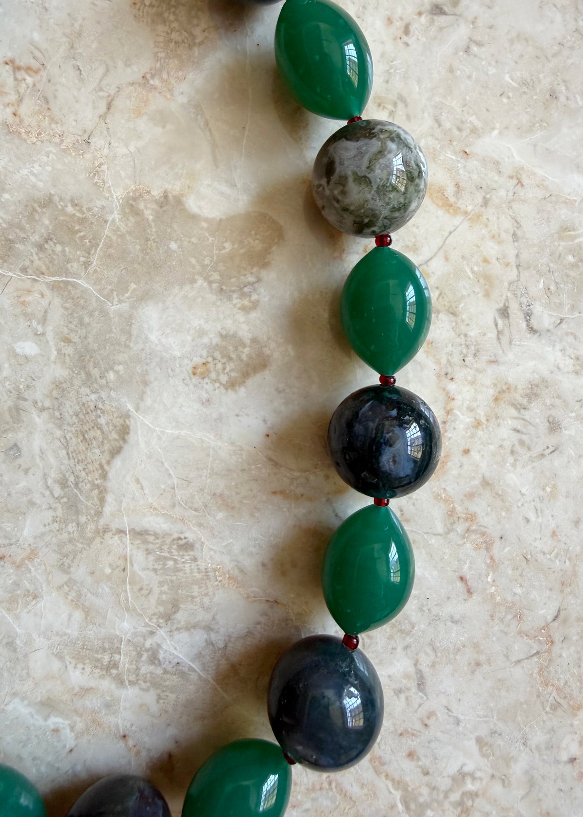 SEA OF GREEN NECKLACE