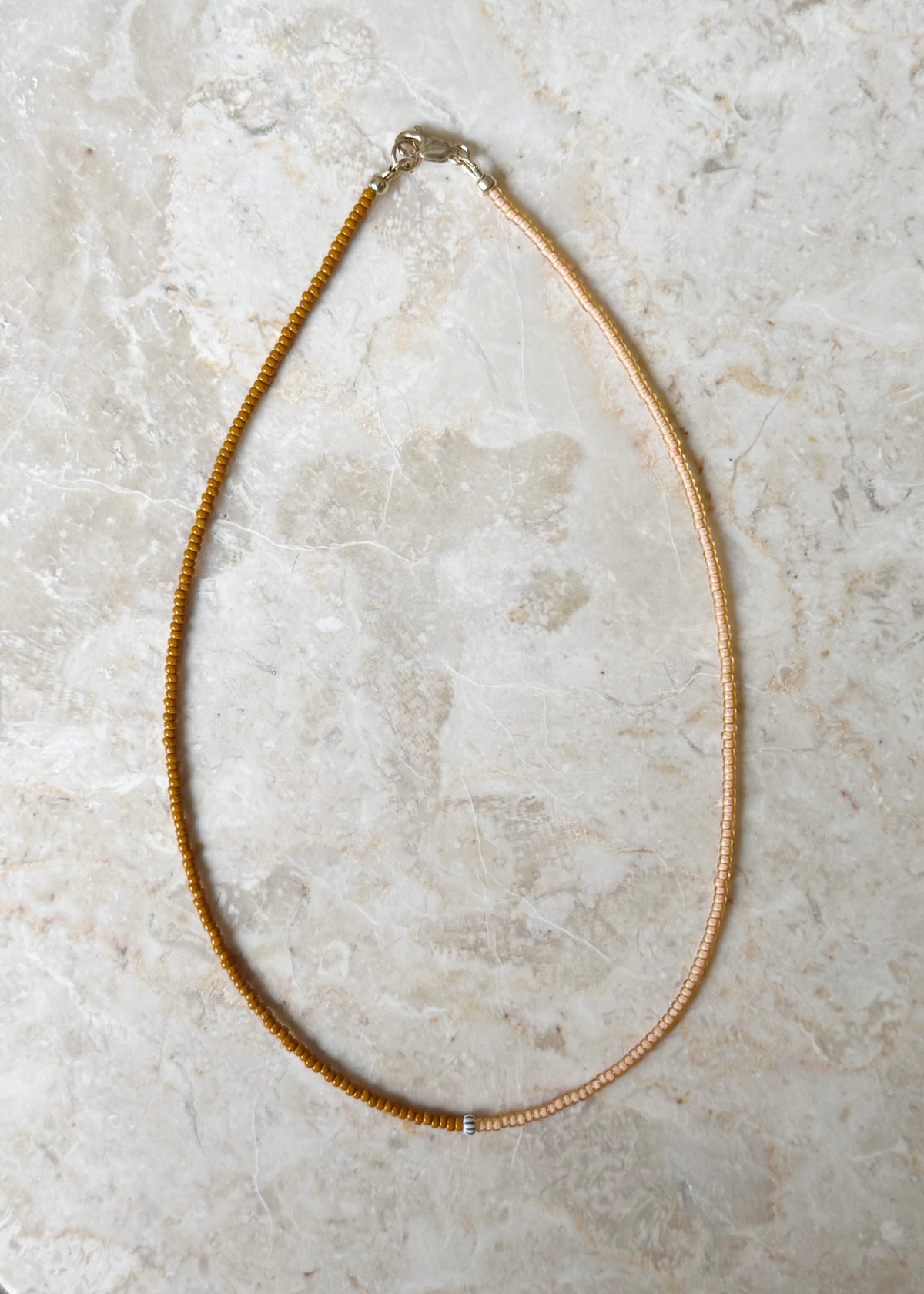 STACKER NECKLACE — BROWN & CARAMEL