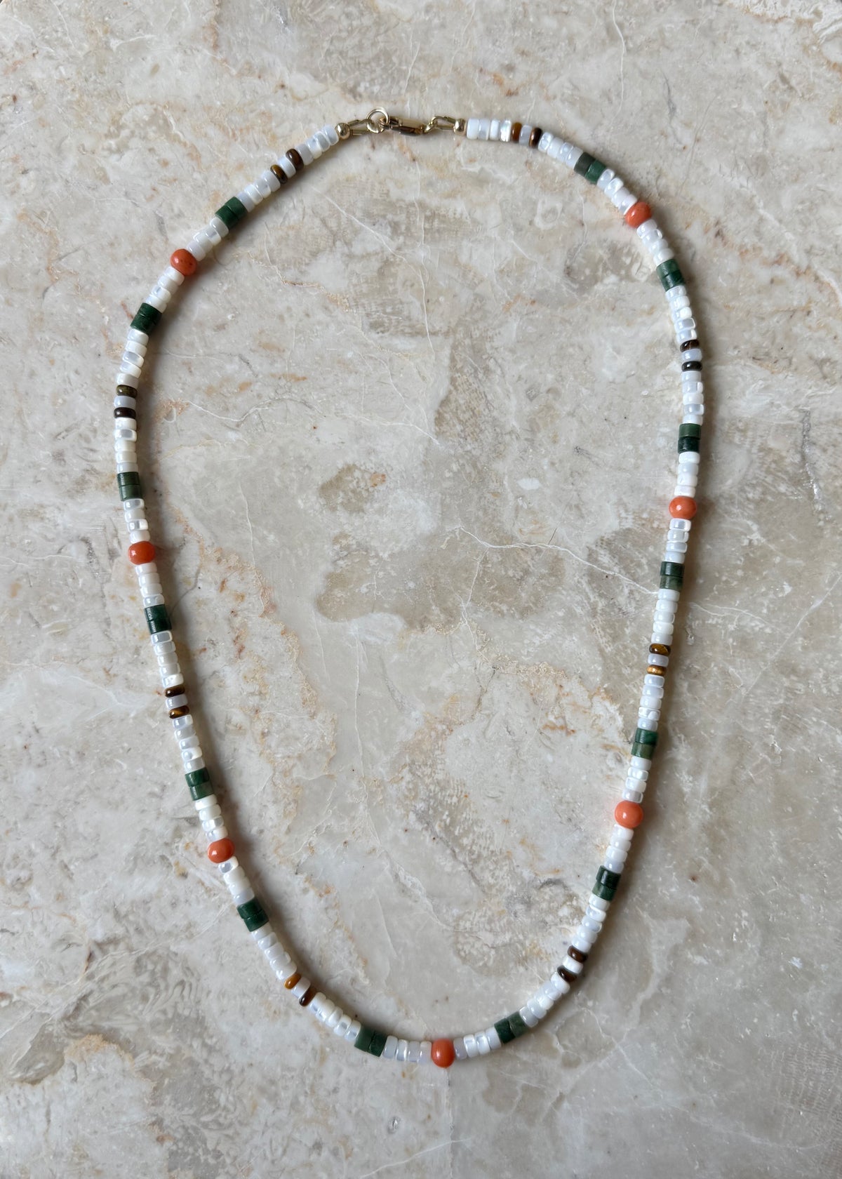 WHITE CLIFFS NECKLACE
