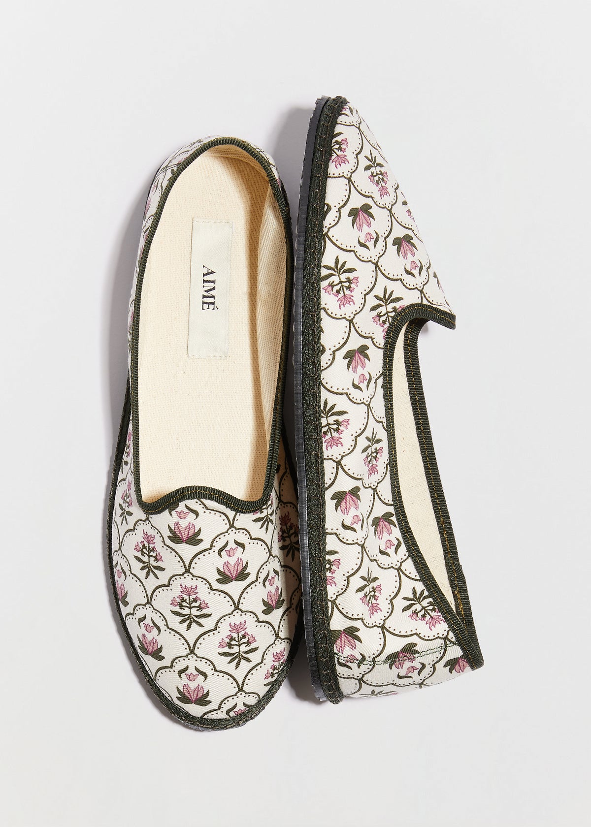 FURLANE SLIPPERS — LOTUS PRINT