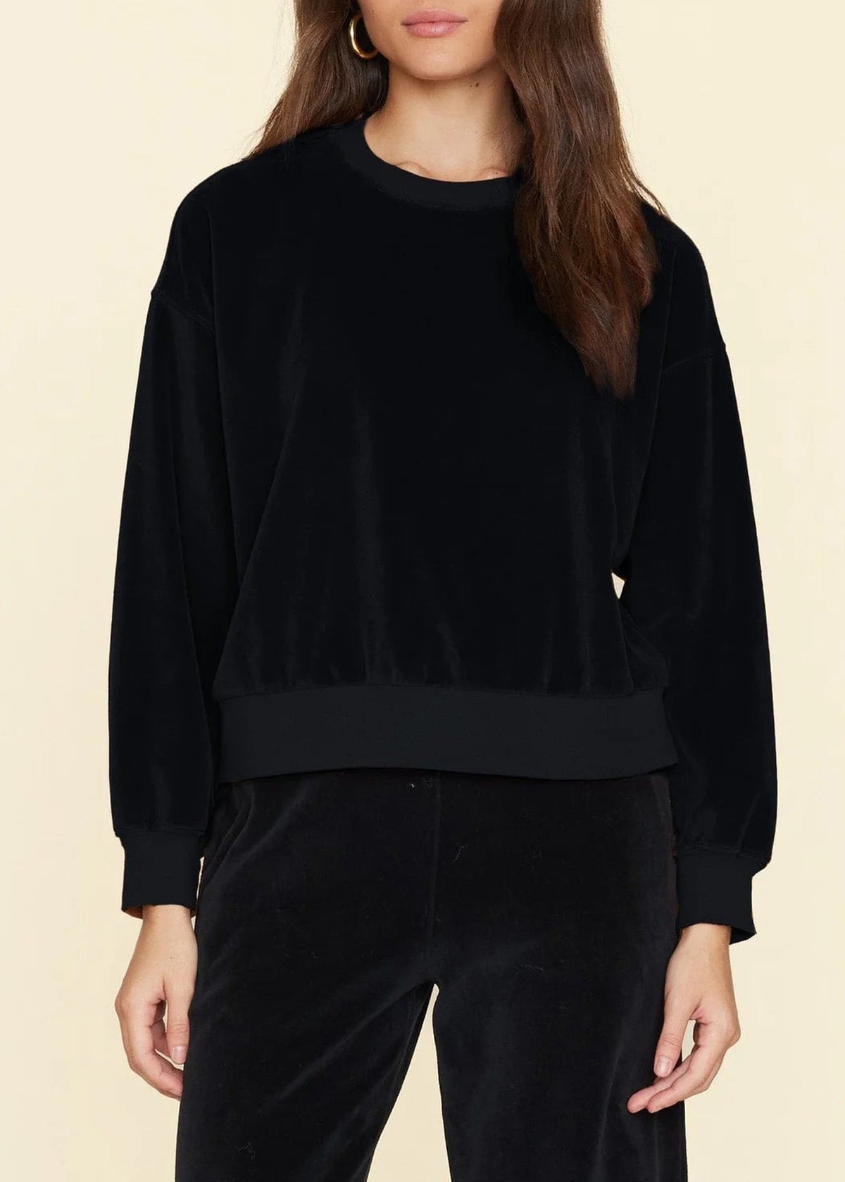 HUXLEY SWEATSHIRT — BLACK